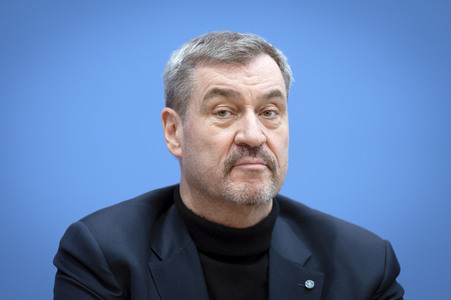 Bundespressekonferenz '3 Löwen Allianz' in Berlin