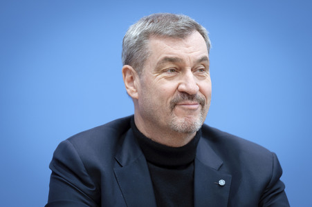 Bundespressekonferenz '3 Löwen Allianz' in Berlin