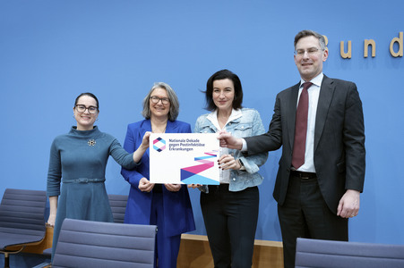 Bundespressekonferenz 'Nationale Dekade gegen Postinfektiöse Erkrankungen' in Berlin