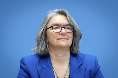 Bundespressekonferenz 'Nationale Dekade gegen Postinfektiöse Erkrankungen' in Berlin