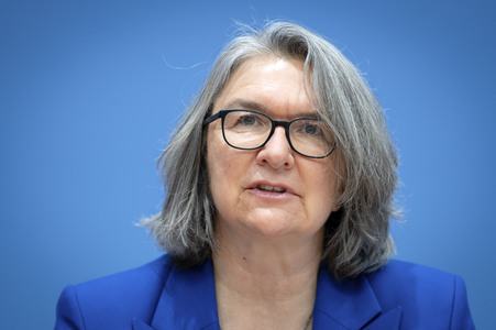 Bundespressekonferenz 'Nationale Dekade gegen Postinfektiöse Erkrankungen' in Berlin