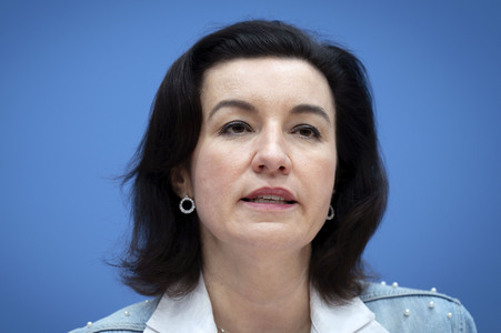 Bundespressekonferenz 'Nationale Dekade gegen Postinfektiöse Erkrankungen' in Berlin