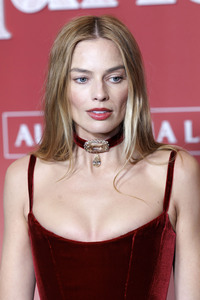 Filmpremiere 'Wuthering Heights - Sturmhöhe' in Paris