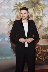 Premiere von 'Promis unter Palmen' in Köln