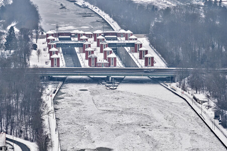 Eisbildung am Mittellandkanal in Hannover