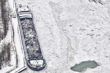 Eisbildung am Mittellandkanal in Hannover