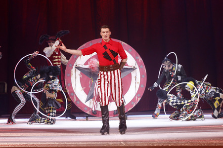 Eisrevue 'Holiday on Ice - Cinema of Dreams' in Hamburg