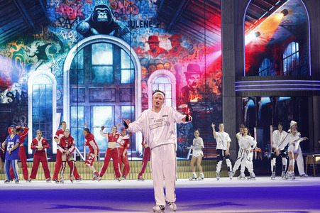 Eisrevue 'Holiday on Ice - Cinema of Dreams' in Hamburg