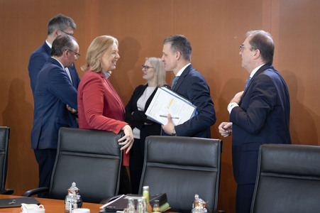 33. Kabinettssitzung des Bundeskabinetts in Berlin