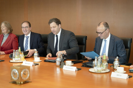 33. Kabinettssitzung des Bundeskabinetts in Berlin