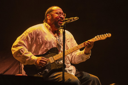 Konzert von Bartees Strange in Hamburg