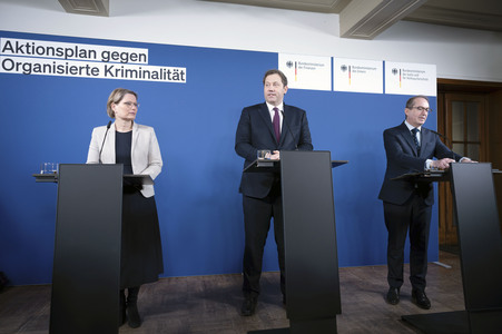 Pressekonferenz zur Vorstellung des Aktionsplans gegen Organisierte Kriminalität in Berlin