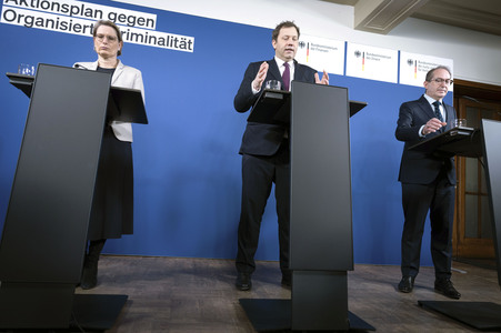 Pressekonferenz zur Vorstellung des Aktionsplans gegen Organisierte Kriminalität in Berlin