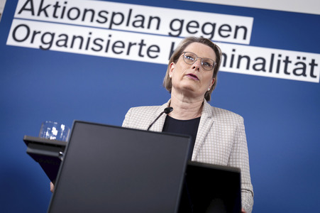 Pressekonferenz zur Vorstellung des Aktionsplans gegen Organisierte Kriminalität in Berlin