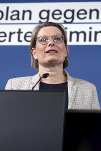 Pressekonferenz zur Vorstellung des Aktionsplans gegen Organisierte Kriminalität in Berlin