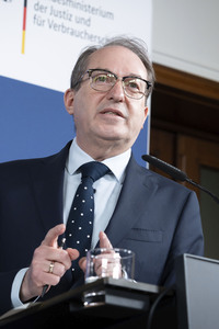 Pressekonferenz zur Vorstellung des Aktionsplans gegen Organisierte Kriminalität in Berlin