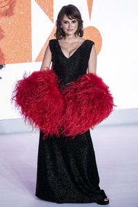 Fimpremiere 'The Bride! - Es lebe die Braut' in London