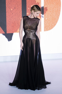 Fimpremiere 'The Bride! - Es lebe die Braut' in London