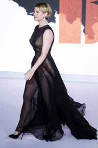 Fimpremiere 'The Bride! - Es lebe die Braut' in London