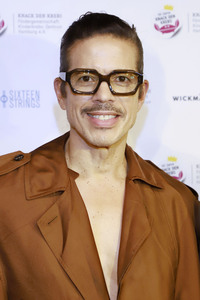 Charity-Veranstaltung 'Knack den Krebs' in Hamburg