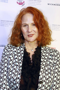 Charity-Veranstaltung 'Knack den Krebs' in Hamburg