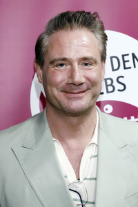 Charity-Veranstaltung 'Knack den Krebs' in Hamburg