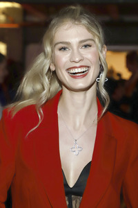 Charity-Veranstaltung 'Knack den Krebs' in Hamburg