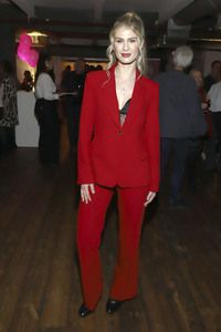 Charity-Veranstaltung 'Knack den Krebs' in Hamburg