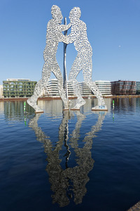 Molecule Man in Berlin