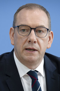 Bundespressekonferenz 'Vorstellung des Jahresberichtes 2025' in Berlin