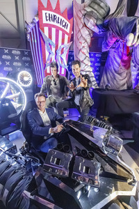 Besuch von Hendrik Wüst am Firmensitz der Ehrlich Entertainment GmbH in Bünde