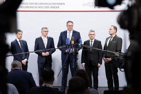 Konferenz der Regierungschefinnen und Regierungschefs der Länder in Berlin