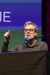 Anneke Kim Sarnau, Matthias Matschke und Knut Elstermann auf der lit.Cologne 2026