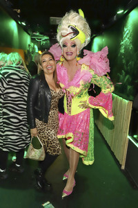 Eröffnung von Olivias Dschungel Bar in Hamburg