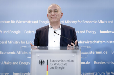 Pressestatement vom Katherina Reiche in Berlin