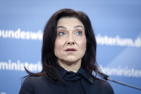 Pressestatement vom Katherina Reiche in Berlin