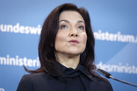 Pressestatement vom Katherina Reiche in Berlin