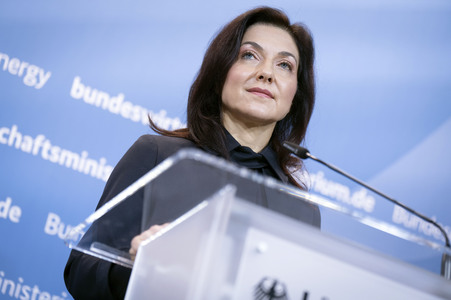 Pressestatement vom Katherina Reiche in Berlin