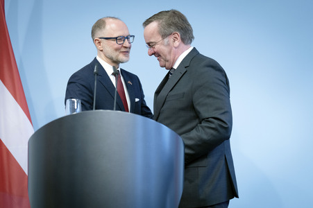 Antrittsbesuch des Verteidigungsministers von Lettland in Berlin