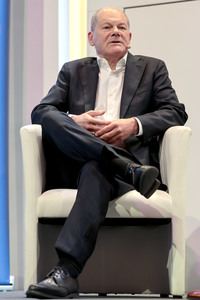 Olaf Scholz auf der lit.Cologne 2026