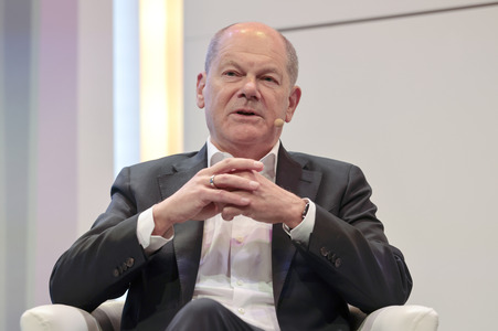Olaf Scholz auf der lit.Cologne 2026