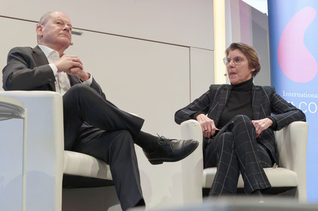 Olaf Scholz auf der lit.Cologne 2026