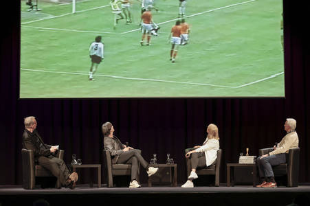 Joachim Löw, Renate Lingor und Rainer Bonhof auf der lit.Cologne 2026