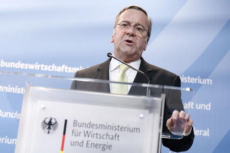 Pressestatement zum Industriedialog Sicherheits- und Verteidigungsindustrie in Berlin