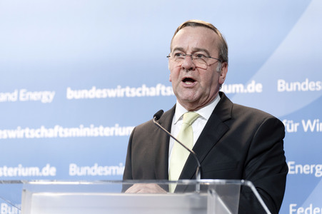 Pressestatement zum Industriedialog Sicherheits- und Verteidigungsindustrie in Berlin