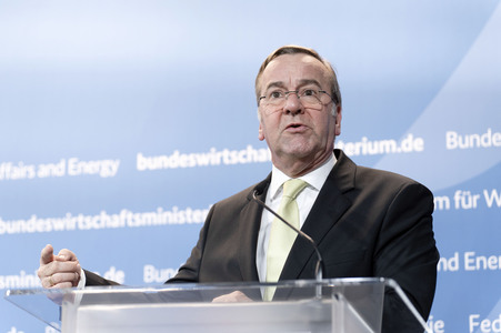 Pressestatement zum Industriedialog Sicherheits- und Verteidigungsindustrie in Berlin