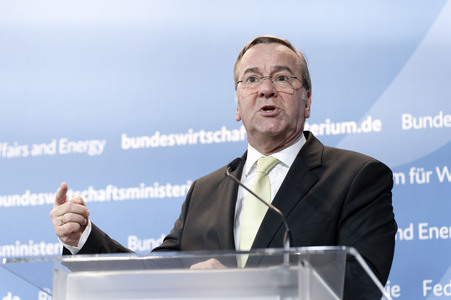 Pressestatement zum Industriedialog Sicherheits- und Verteidigungsindustrie in Berlin