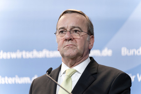 Pressestatement zum Industriedialog Sicherheits- und Verteidigungsindustrie in Berlin