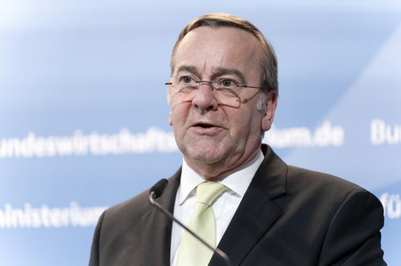 Pressestatement zum Industriedialog Sicherheits- und Verteidigungsindustrie in Berlin