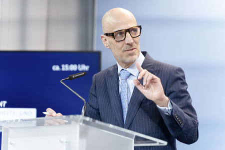 Pressestatement zum Industriedialog Sicherheits- und Verteidigungsindustrie in Berlin